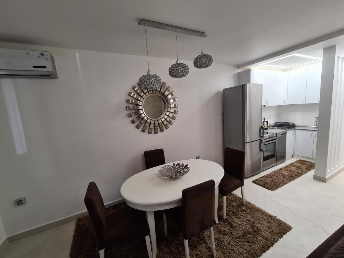 Adonis Apartment Novi Sad Exteriör bild